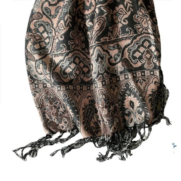 Pale Pink & Blue Boho Floral Paisley Pashmina Wrap - Picture 11 of 12